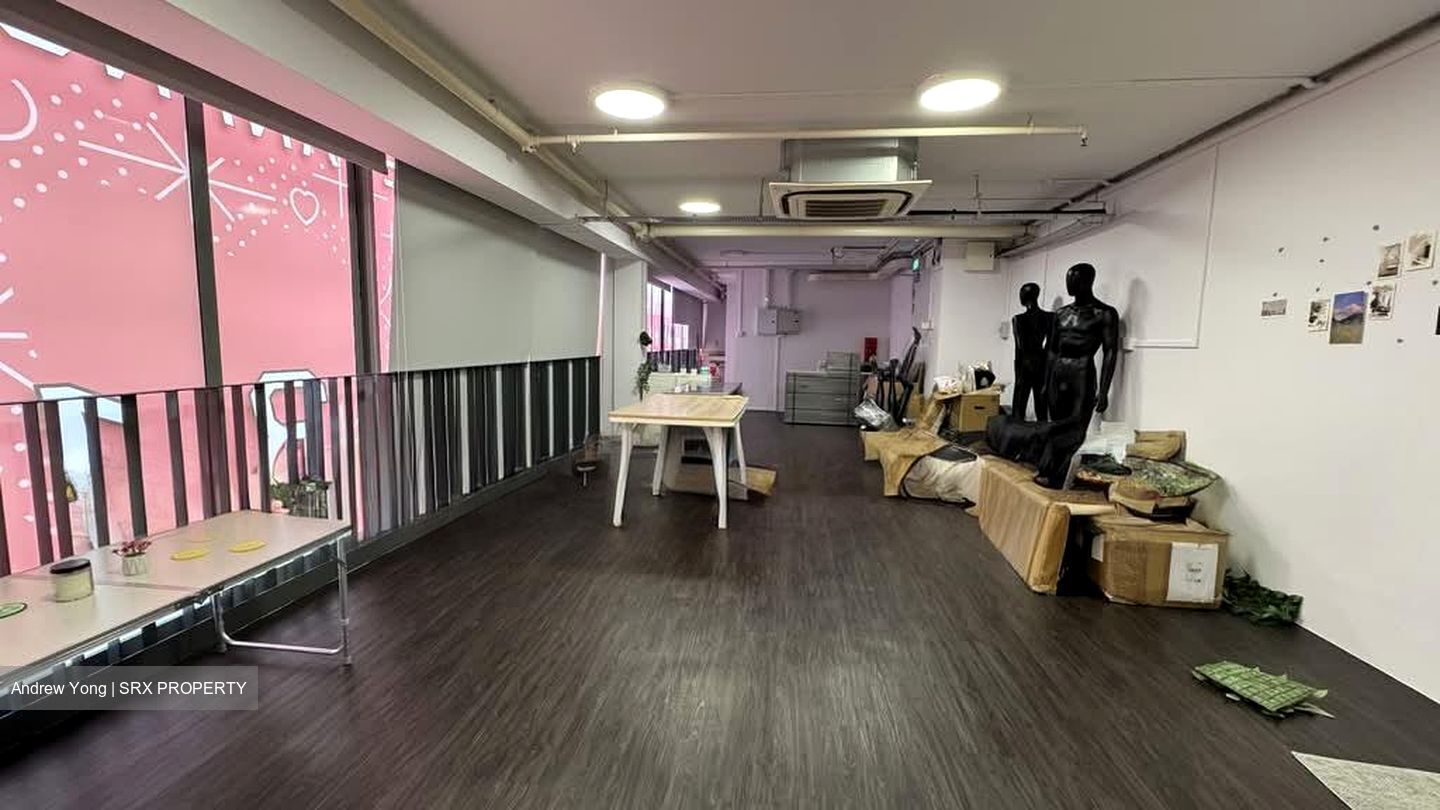 Okio (D12), Office #552902781